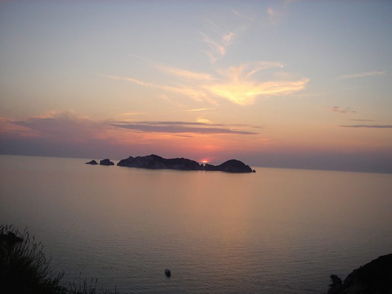 Die Insel Palmarola im Pontinischen Archipel ist ein Naturparadies