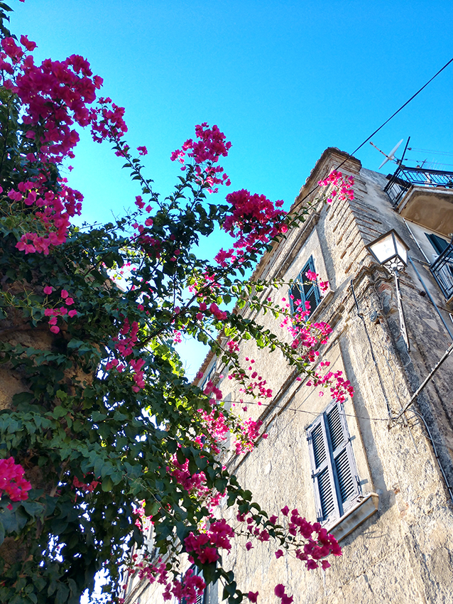 Santa Severina auf einem Hügel im Inneren der Provinz Crotone.